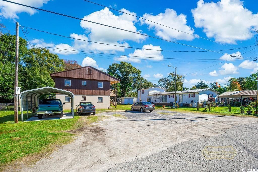 818 Bay St. Photo 29