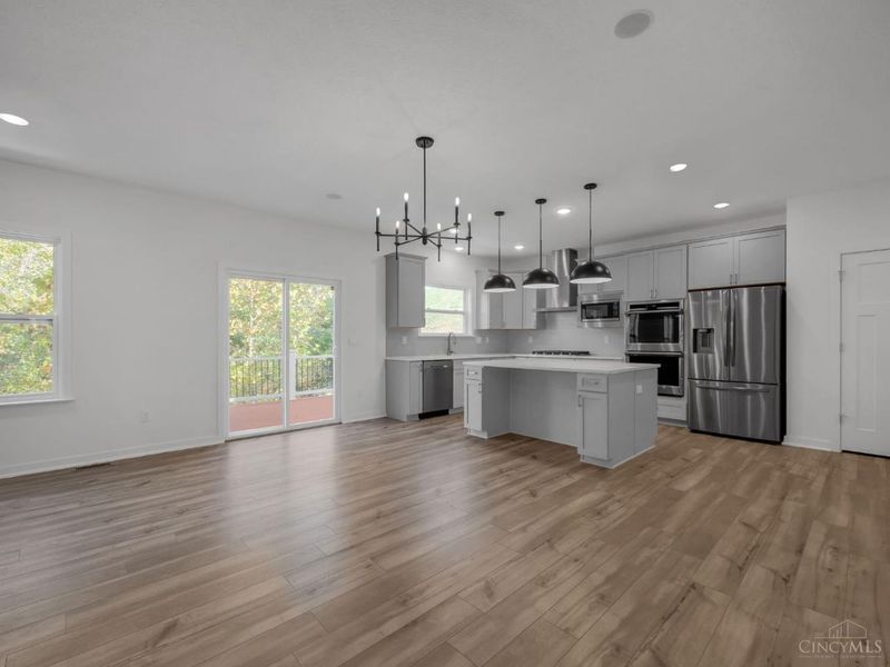 8705 Quietwood Lane, Miami Twp, OH 45002 Photo 12