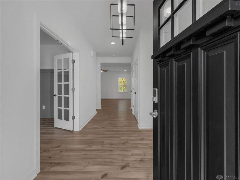 8705 Quietwood Lane, Cleves, OH 45002 Photo 4