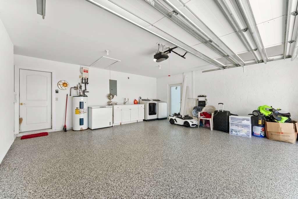 112 Parkwood Drive, Royal Palm Beach, FL 33411 Photo