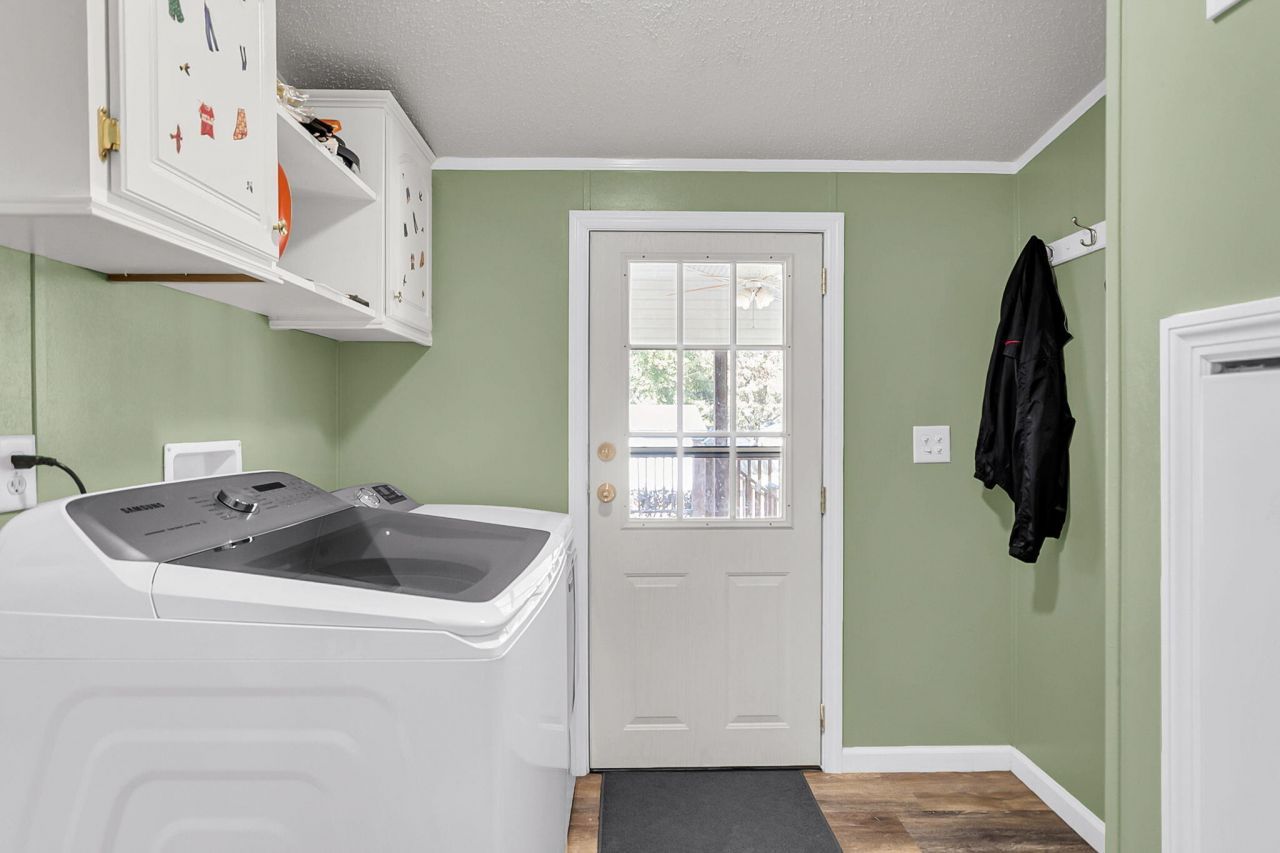 408 Treeline Drive Photo 20