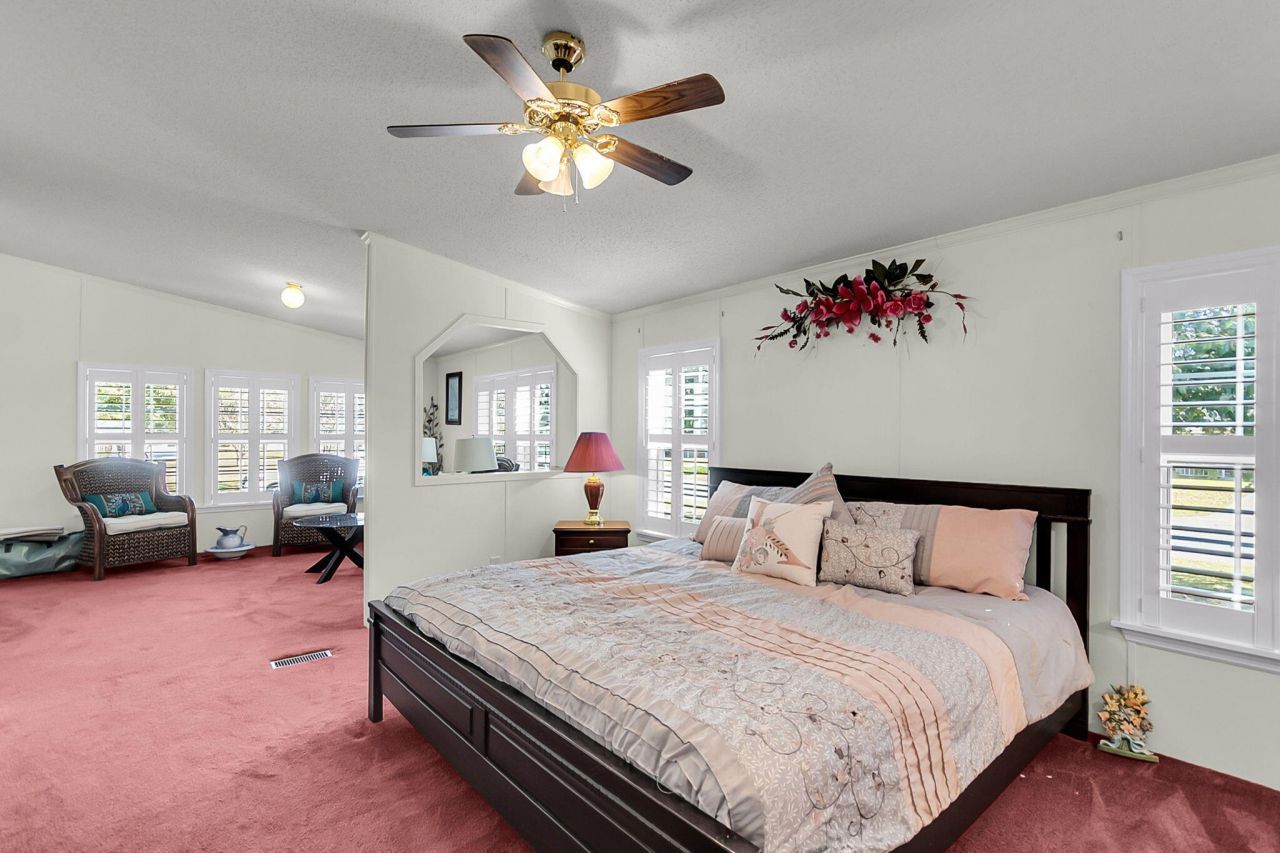 408 Treeline Drive Photo 25