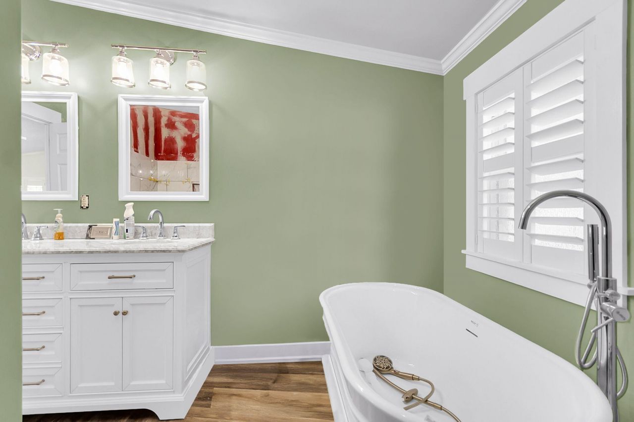 408 Treeline Drive Photo 31