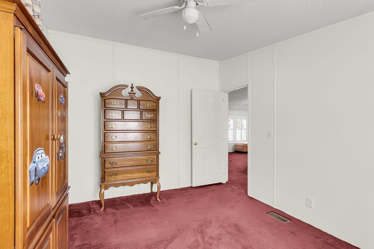 408 Treeline Drive Photo 38