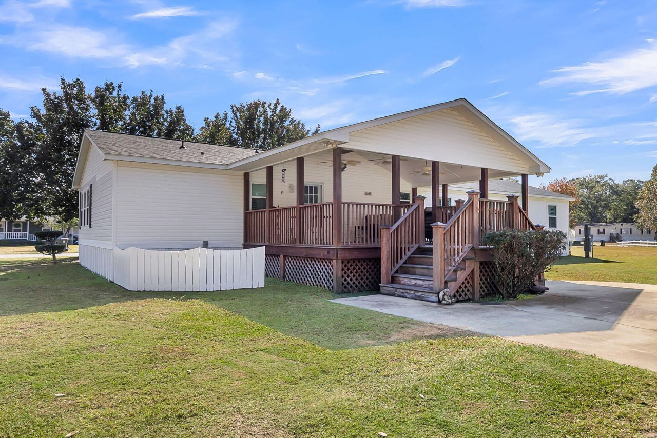 408 Treeline Drive Photo 43