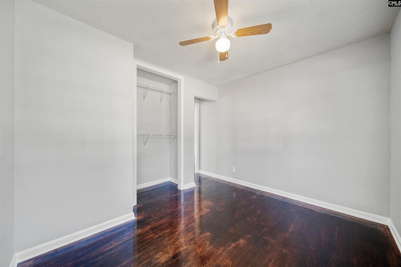 6913 Carmel Street Photo 13