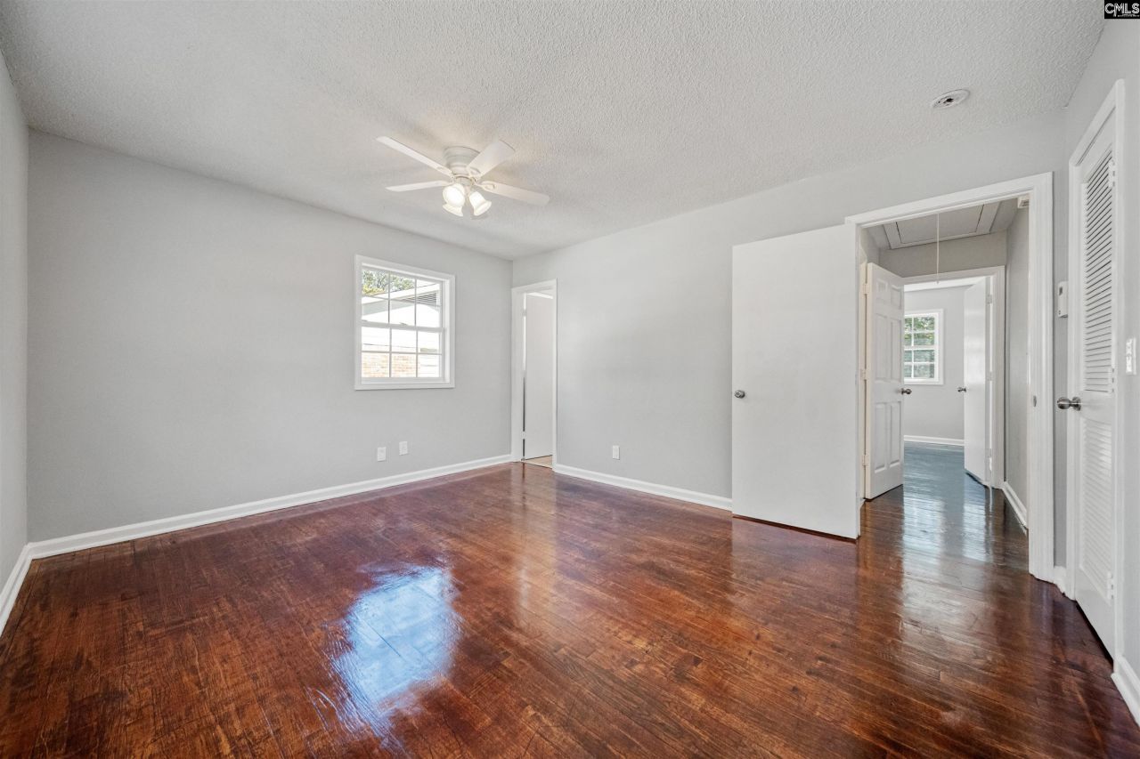 6913 Carmel Street Photo 17