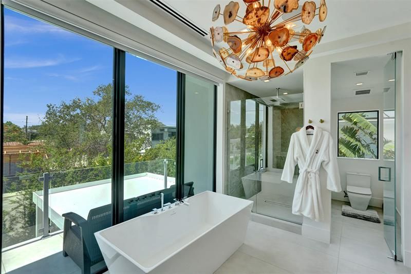 1111 SE 9th Avenue, Fort Lauderdale, FL 33316 Photo