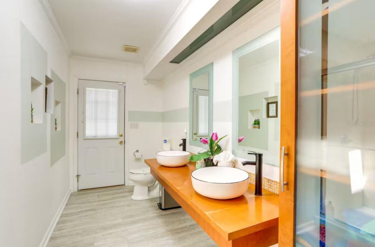 11204 126th Avenue, Largo, FL 33778 Photo