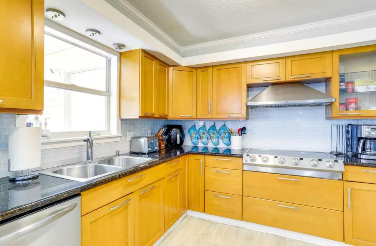 11204 126th Avenue, Largo, FL 33778 Photo