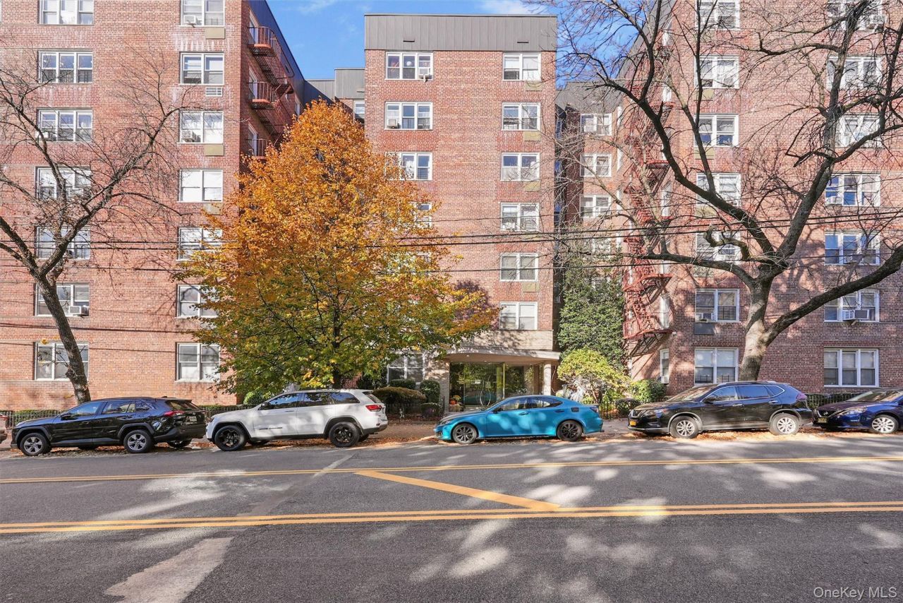 4295 Webster Avenue, Unit 1D, Bronx, NY 10470 Main Photo