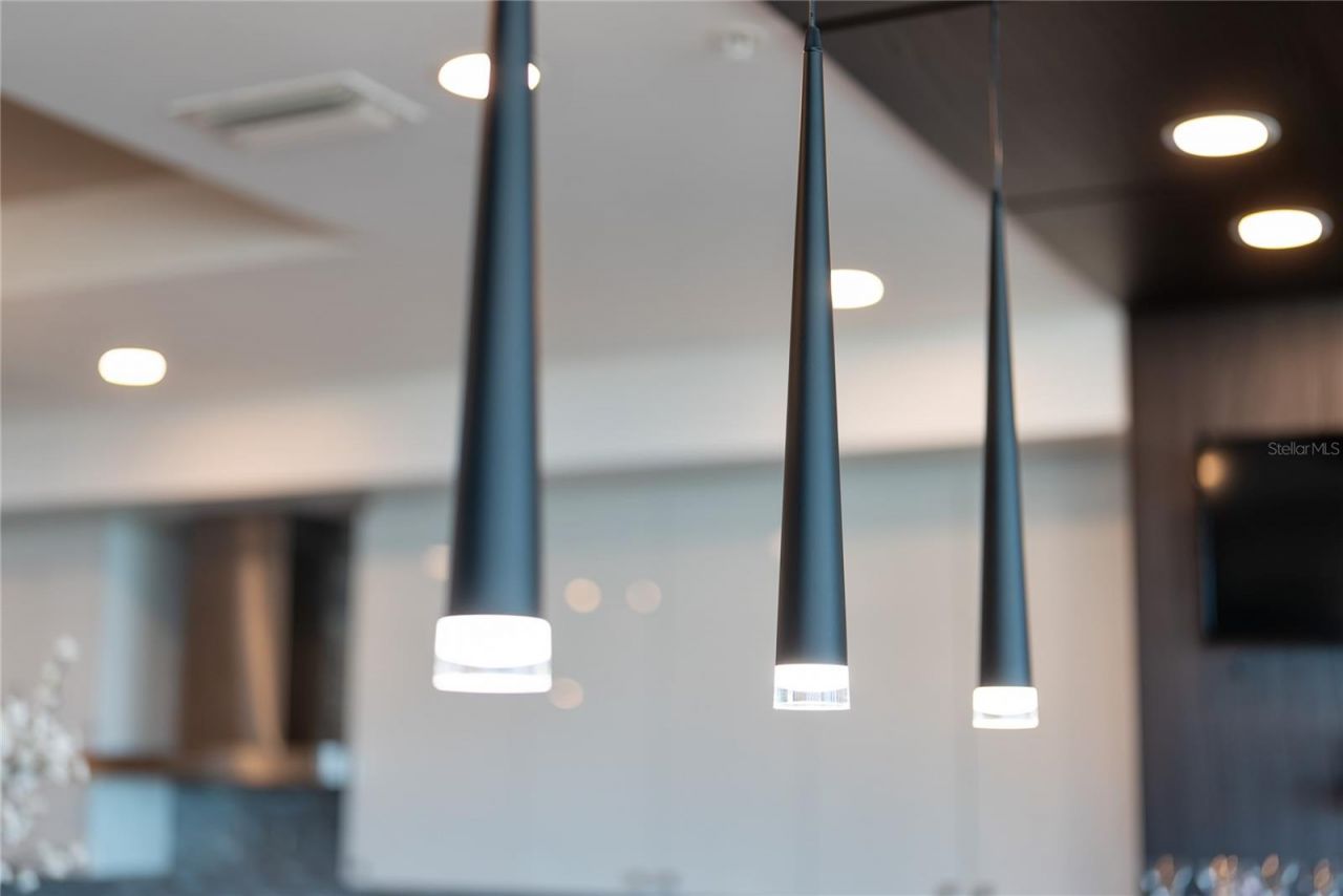 540 N Tamiami Trail, Unit 702, Sarasota, FL 34236 Photo