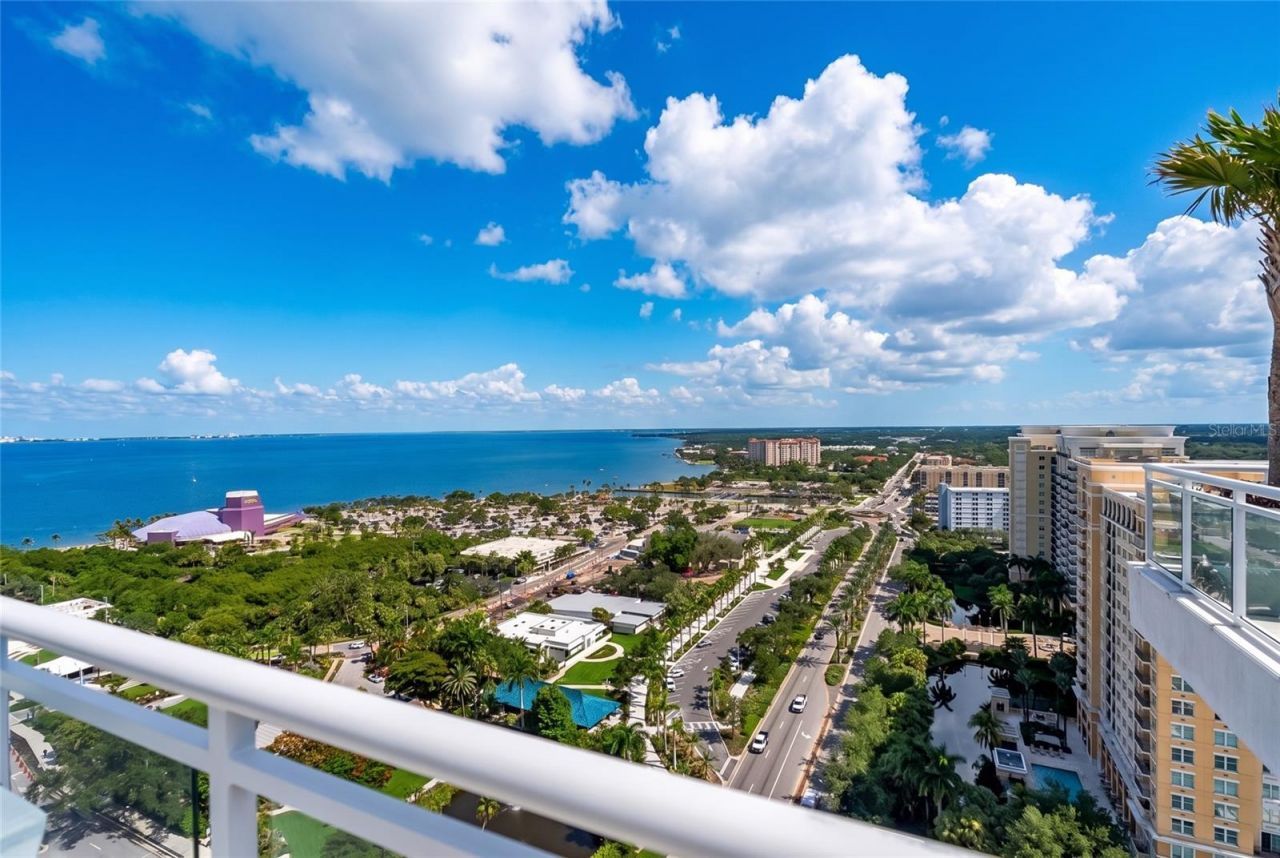 540 N Tamiami Trail, Unit 702, Sarasota, FL 34236 Photo