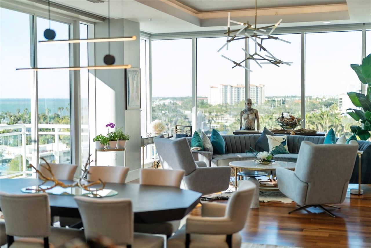 540 N Tamiami Trail, Unit 702, Sarasota, FL 34236 Photo