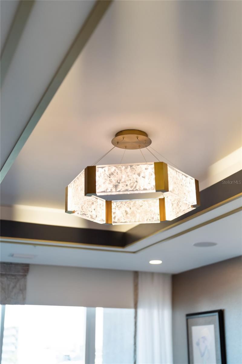 540 N Tamiami Trail, Unit 702, Sarasota, FL 34236 Photo