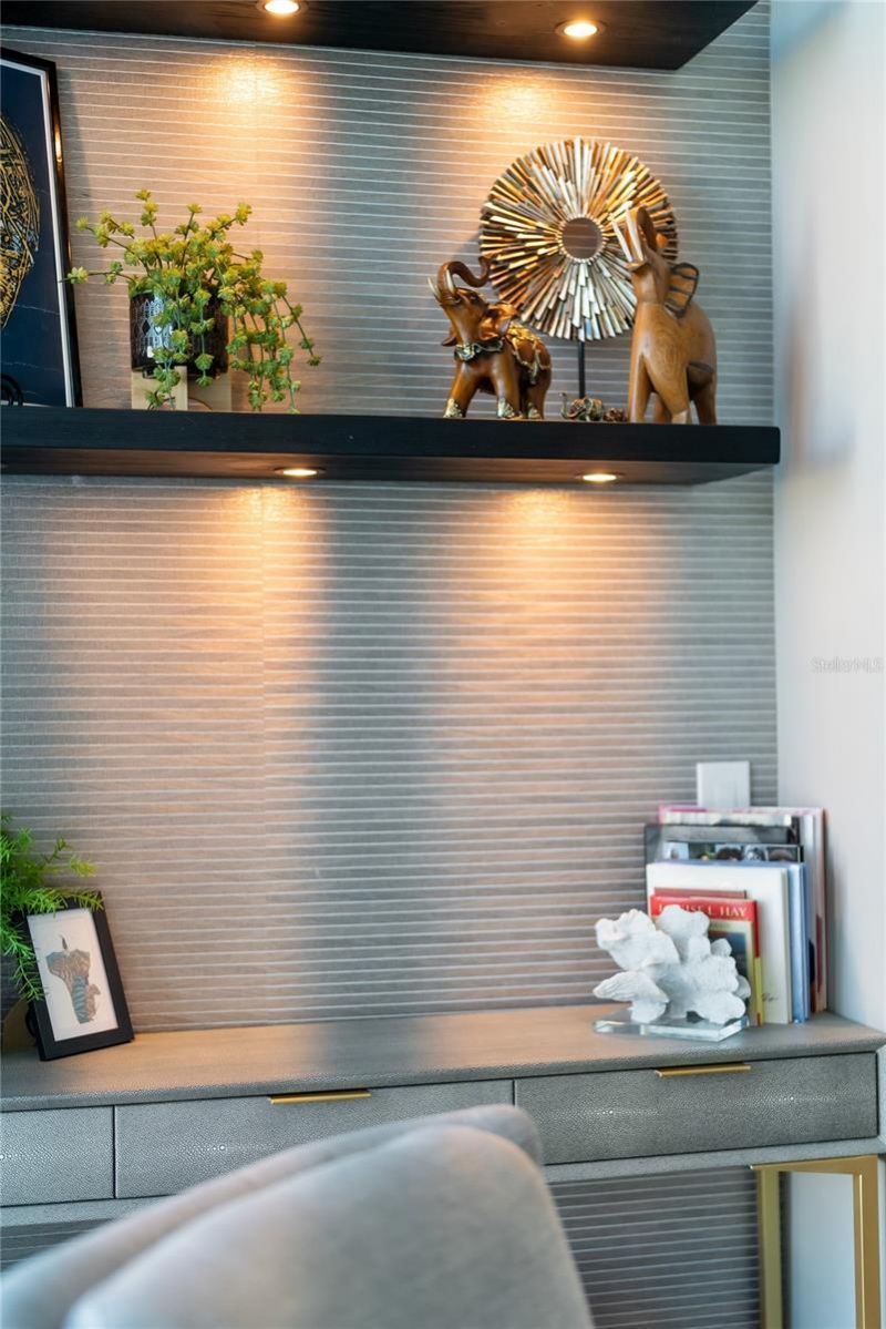 540 N Tamiami Trail, Unit 702, Sarasota, FL 34236 Photo