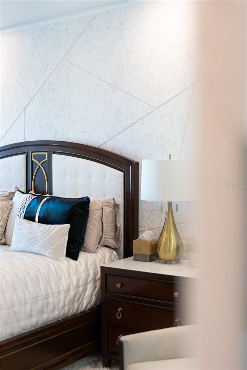 540 N Tamiami Trail, Unit 702, Sarasota, FL 34236 Photo