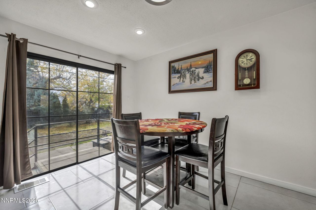 3020 Kings Row, Reno, NV 89503 Photo