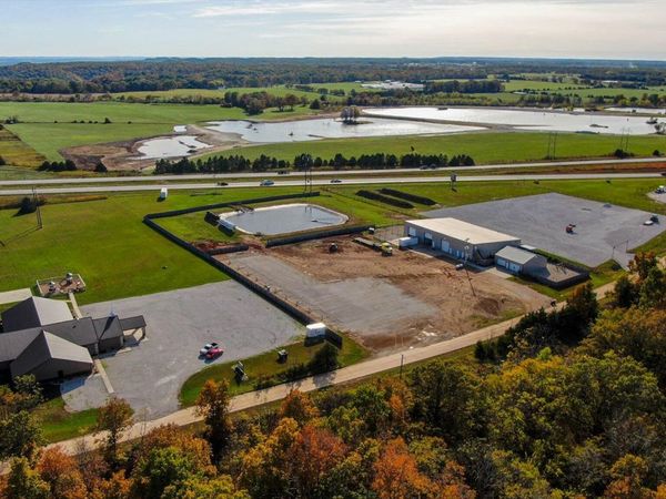 558 Lucky Road, Seymour, MO 65746