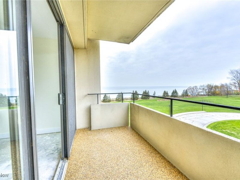 2 Bratenahl Place, Unit 2D, Bratenahl, OH 44108 Photo 25