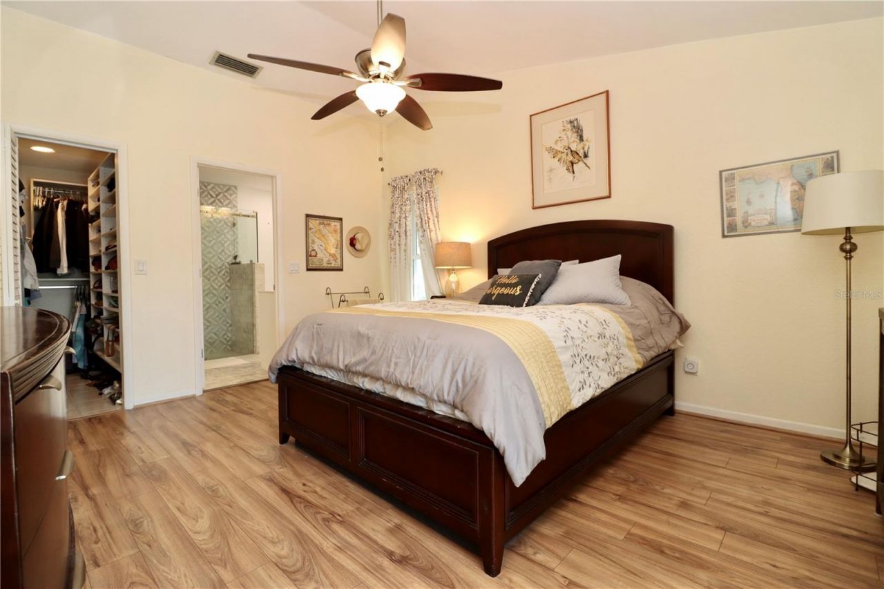 9200 Walsingham Road, Largo, FL 33773 Photo