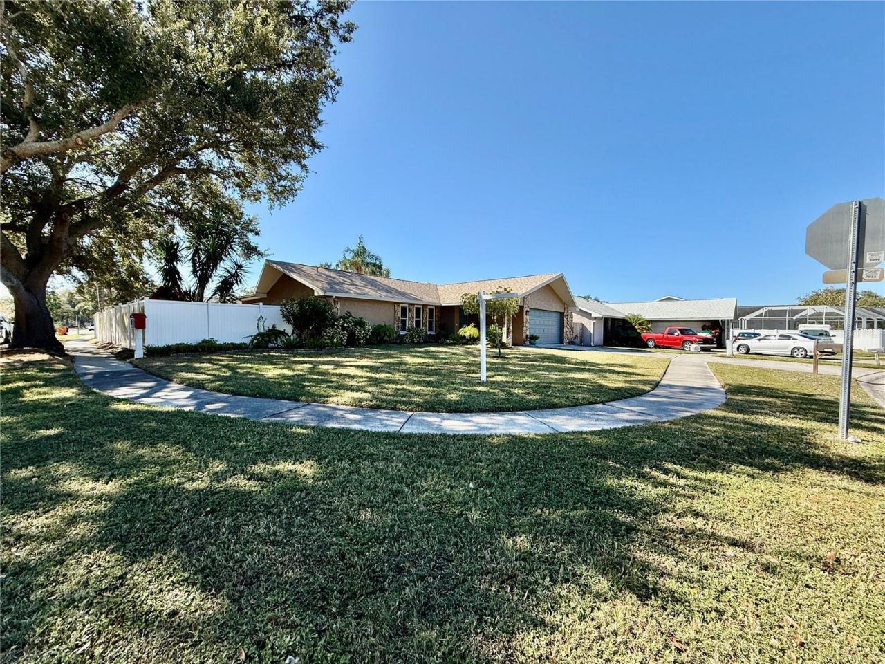 9200 Walsingham Road, Largo, FL 33773 Photo