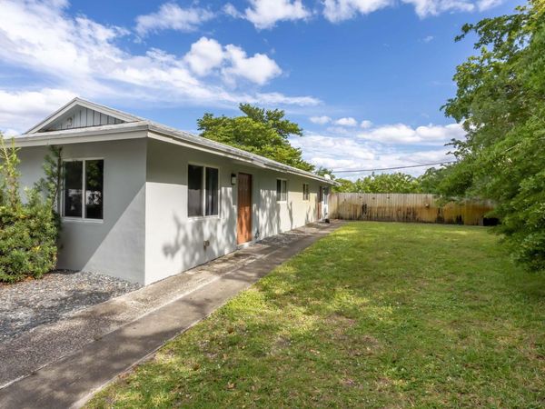 2227 NE 3rd Avenue, Unit 1 & 2, Delray Beach, FL 33444