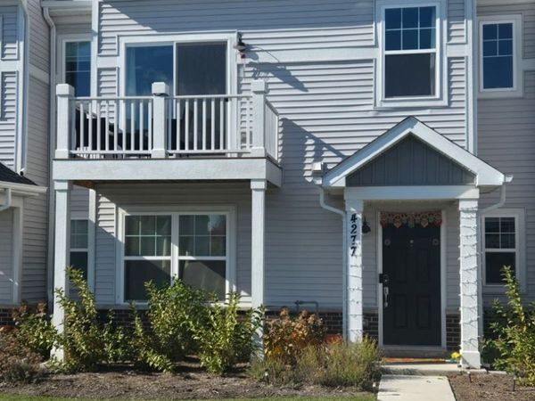 4277 Chelsea Manor Circle, Aurora, IL 60504