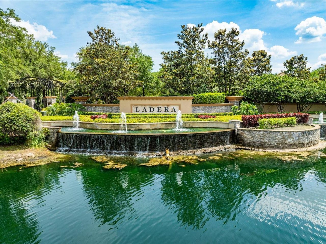 17420 Varona Place, Lutz, FL 33548 Photo