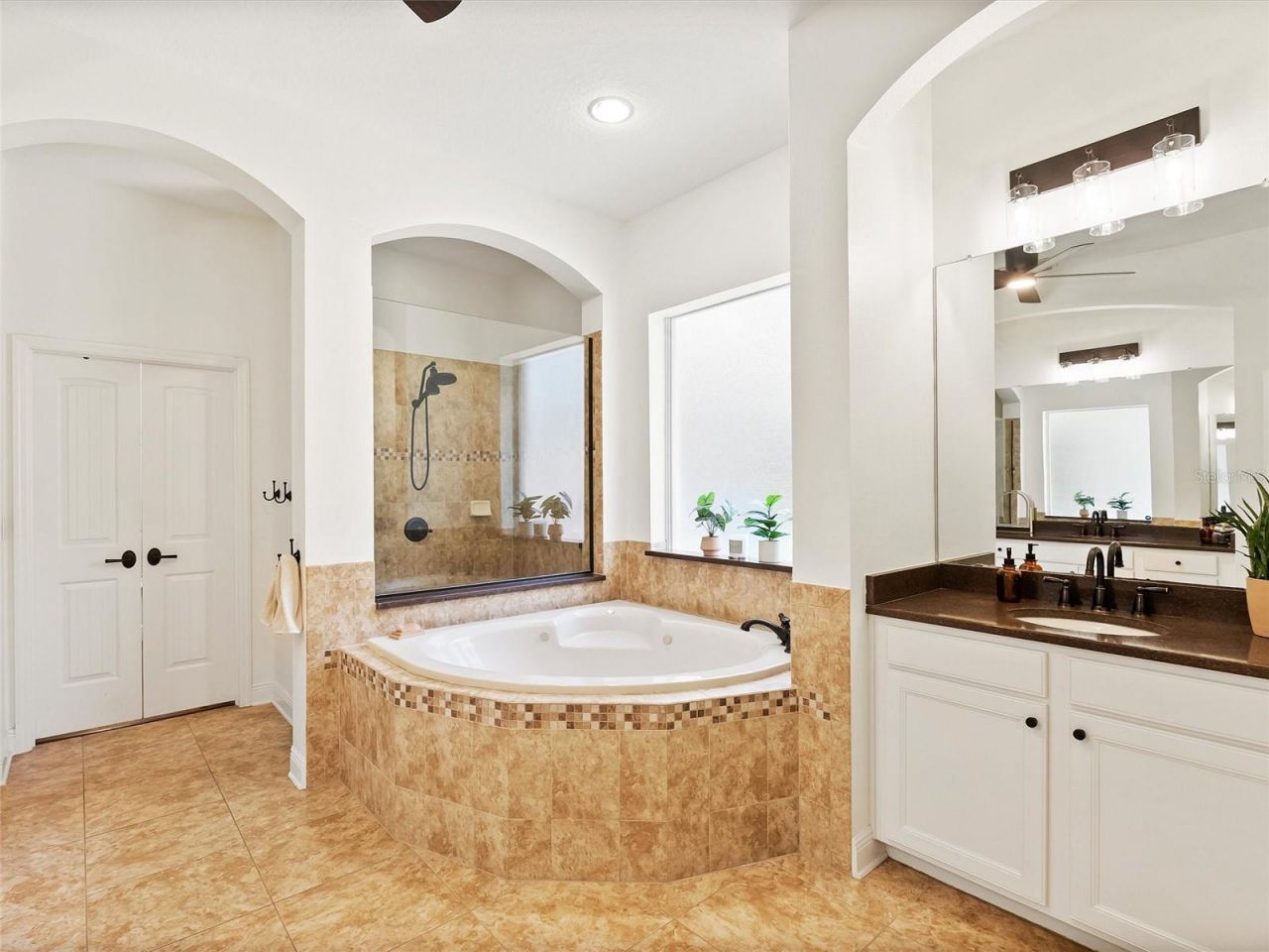 17420 Varona Place, Lutz, FL 33548 Photo