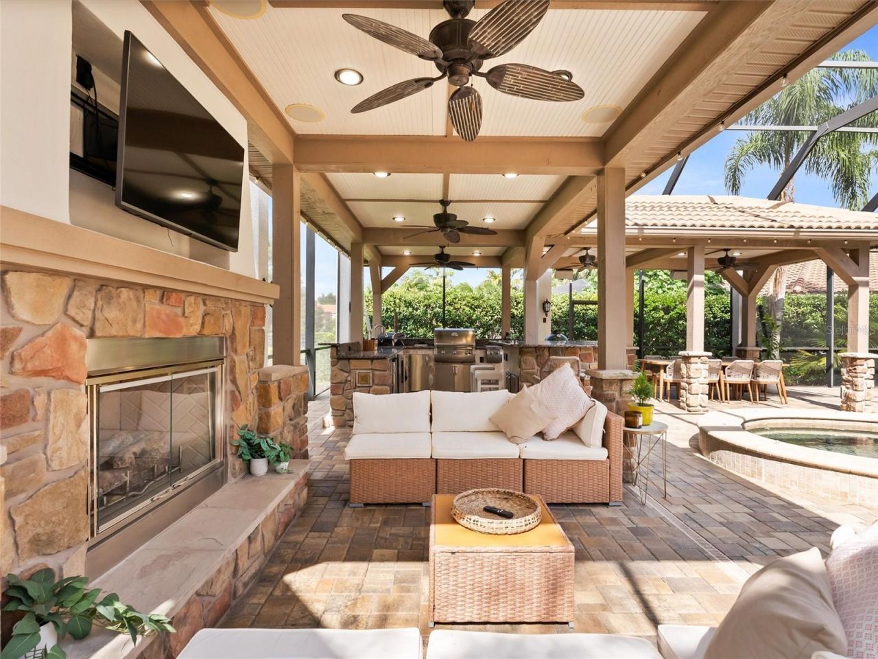 17420 Varona Place, Lutz, FL 33548 Photo