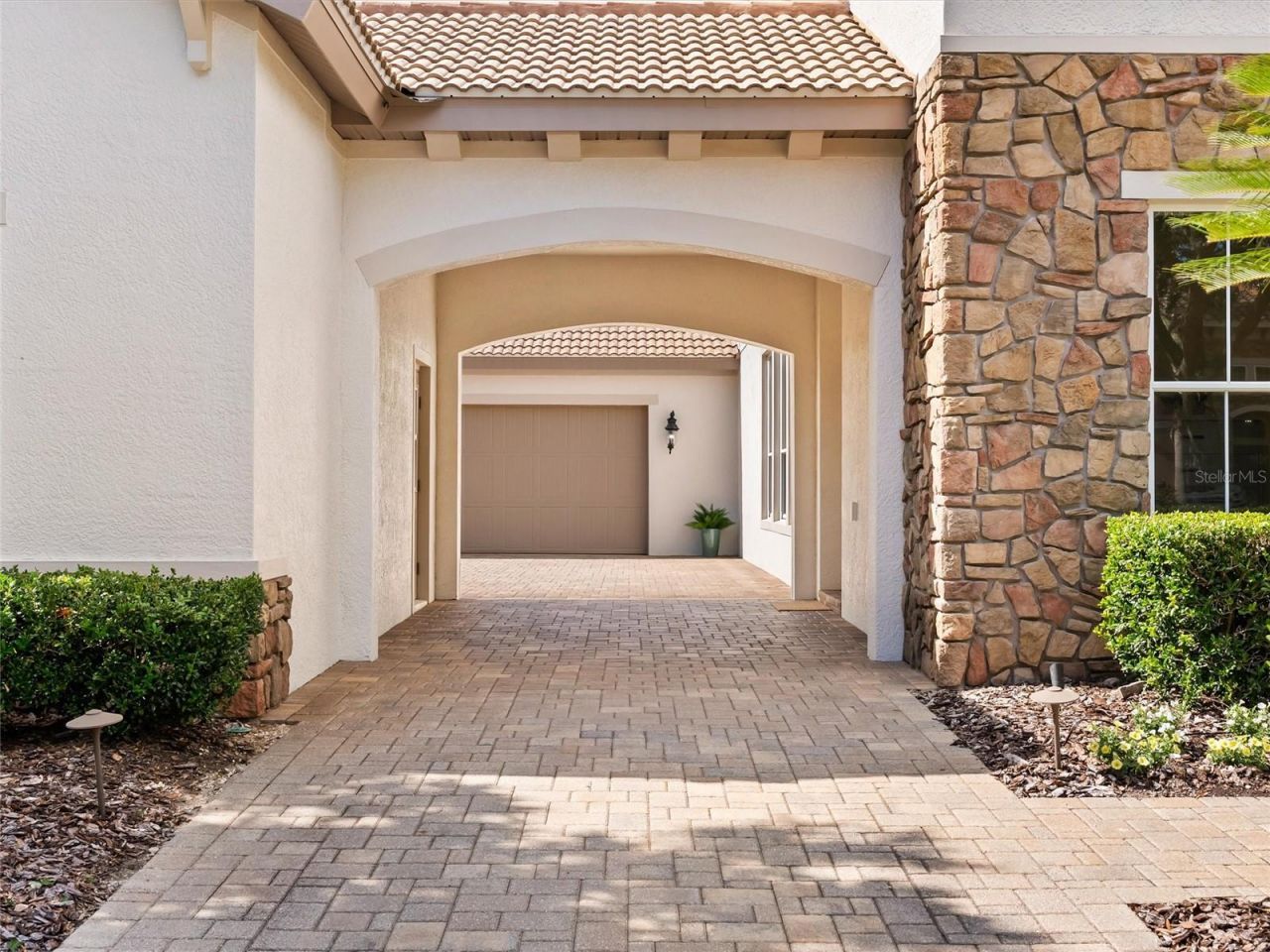 17420 Varona Place, Lutz, FL 33548 Photo