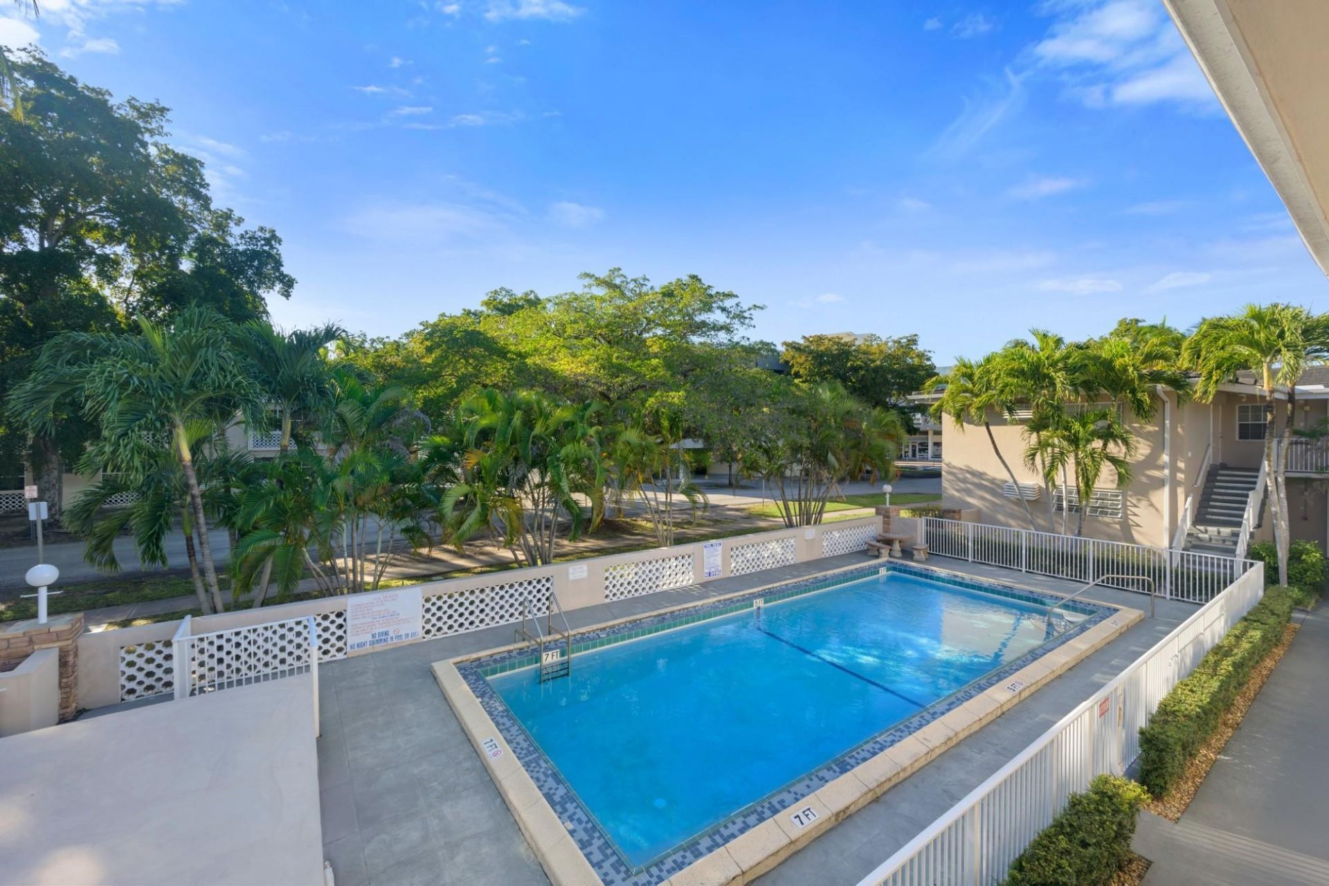 6565 Santona Street, Unit B16, Coral Gables, FL 33146 Photo