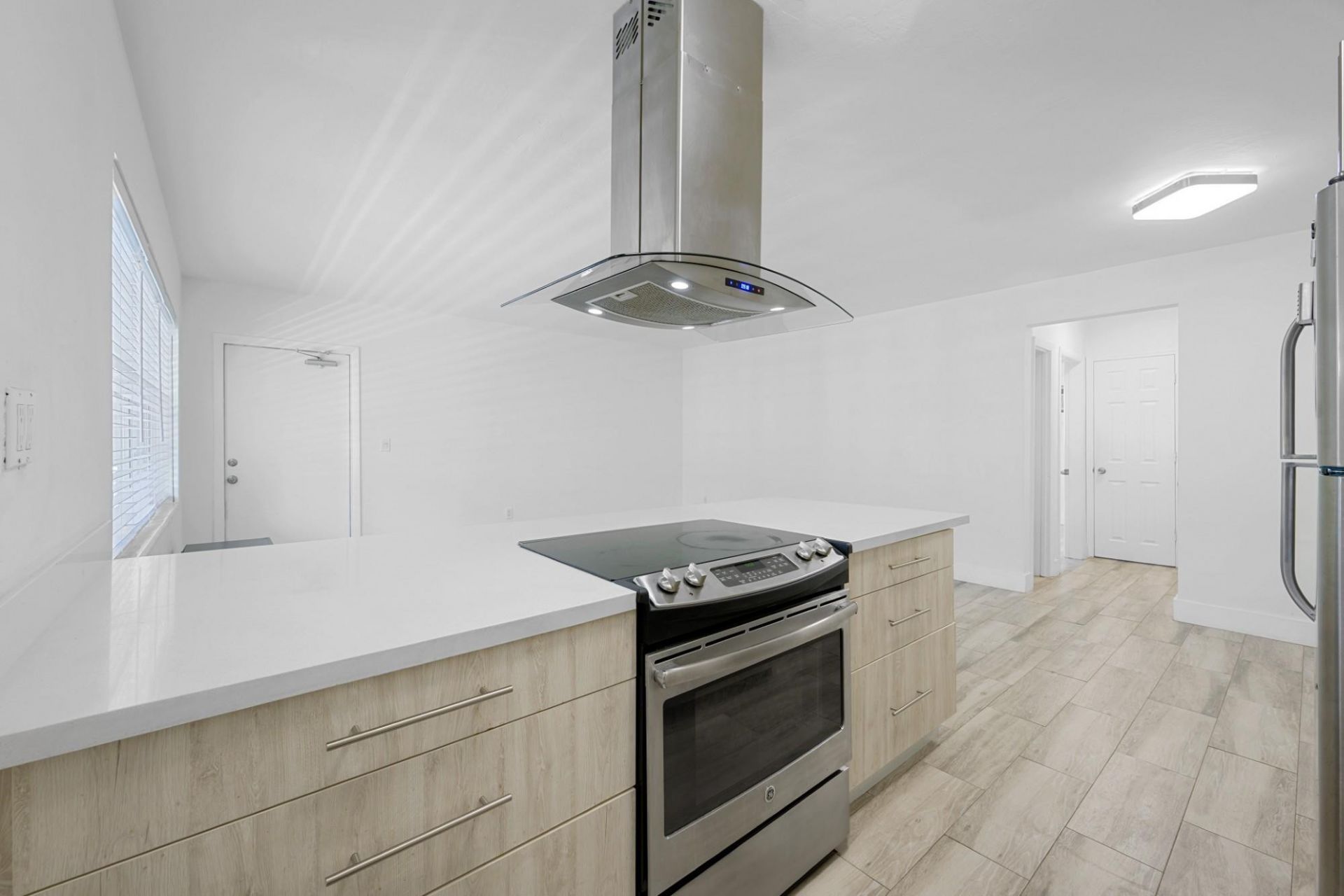 6565 Santona Street, Unit B16, Coral Gables, FL 33146 Photo