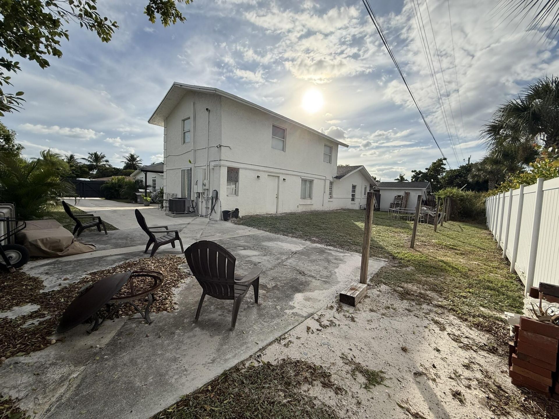 1613 Sherwood Avenue, Mangonia Park, FL 33407 Photo