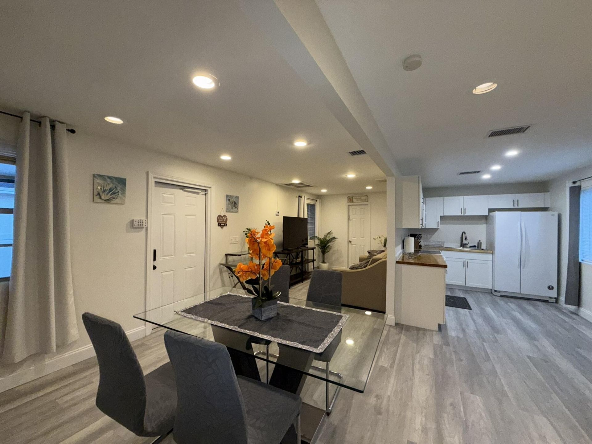 1613 Sherwood Avenue, Mangonia Park, FL 33407 Photo