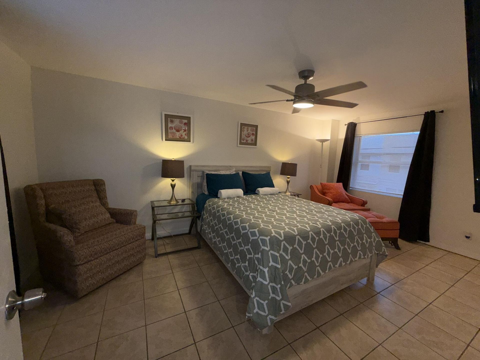 1613 Sherwood Avenue, Mangonia Park, FL 33407 Photo