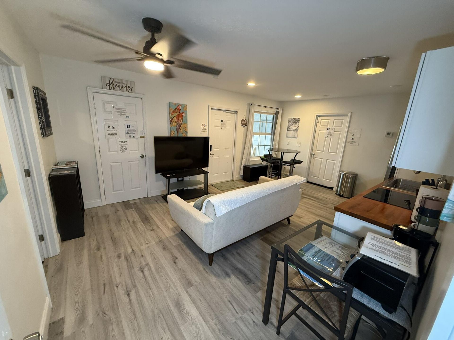 1613 Sherwood Avenue, Mangonia Park, FL 33407 Photo