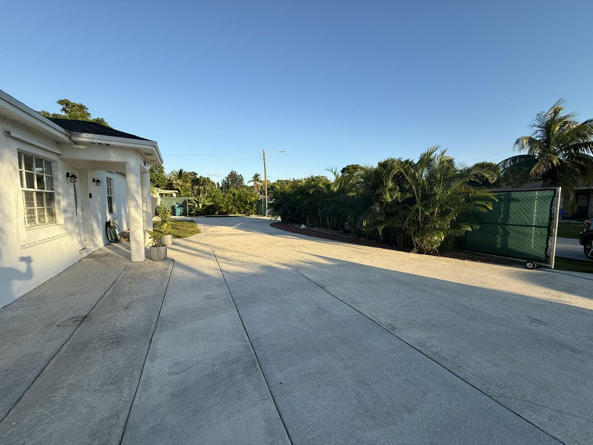 1613 Sherwood Avenue, Mangonia Park, FL 33407 Photo