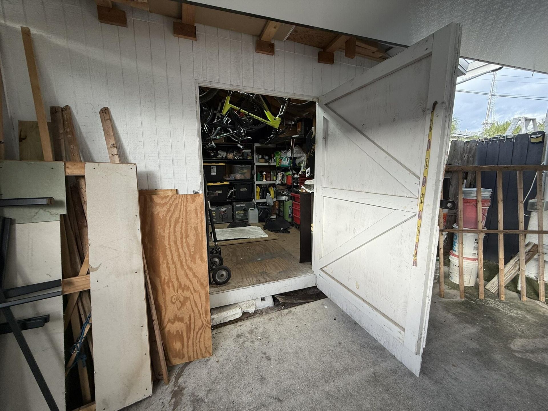 1613 Sherwood Avenue, Mangonia Park, FL 33407 Photo