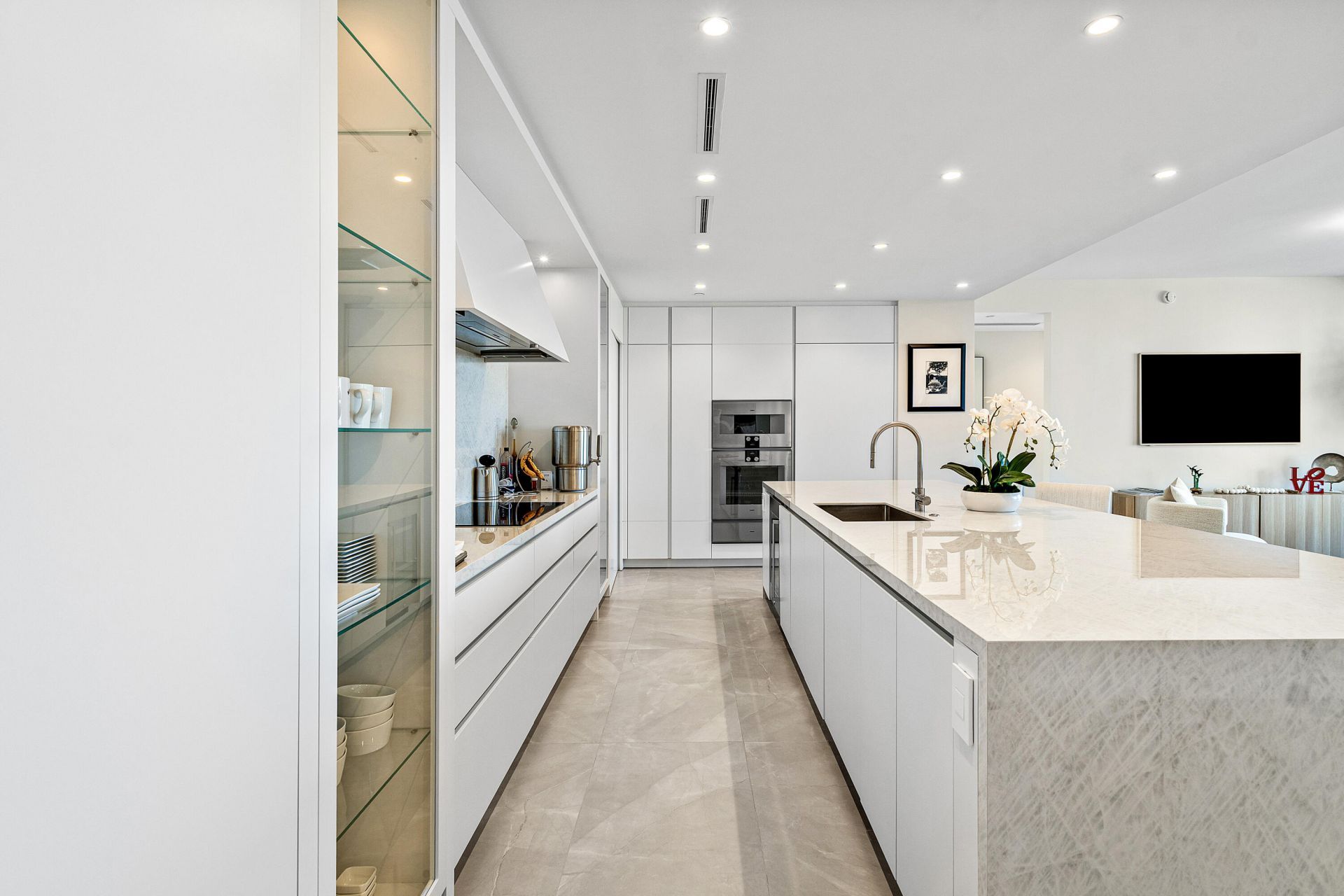 220 SE Mizner Boulevard, Unit 810, Boca Raton, FL 33432 Photo