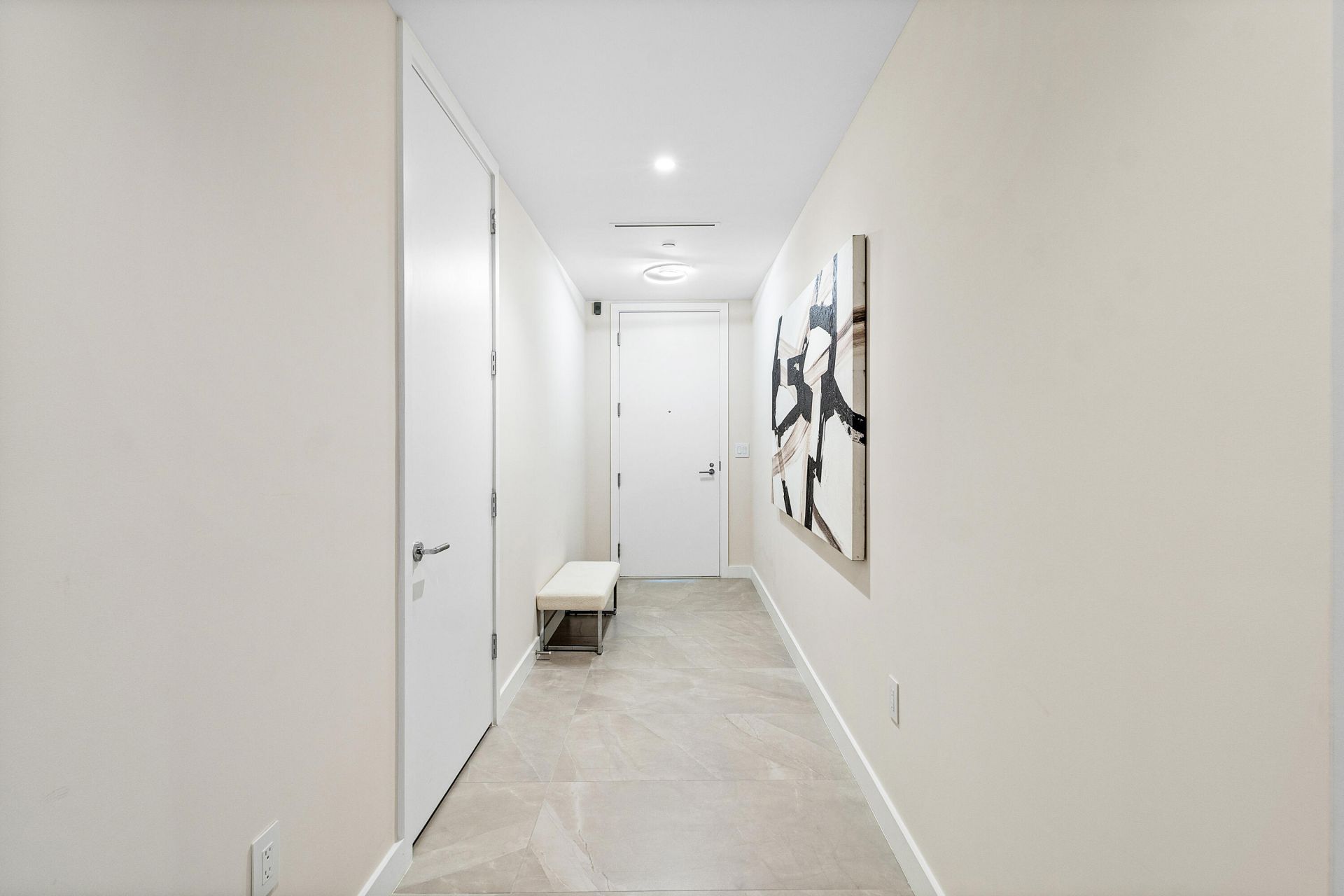 220 SE Mizner Boulevard, Unit 810, Boca Raton, FL 33432 Photo