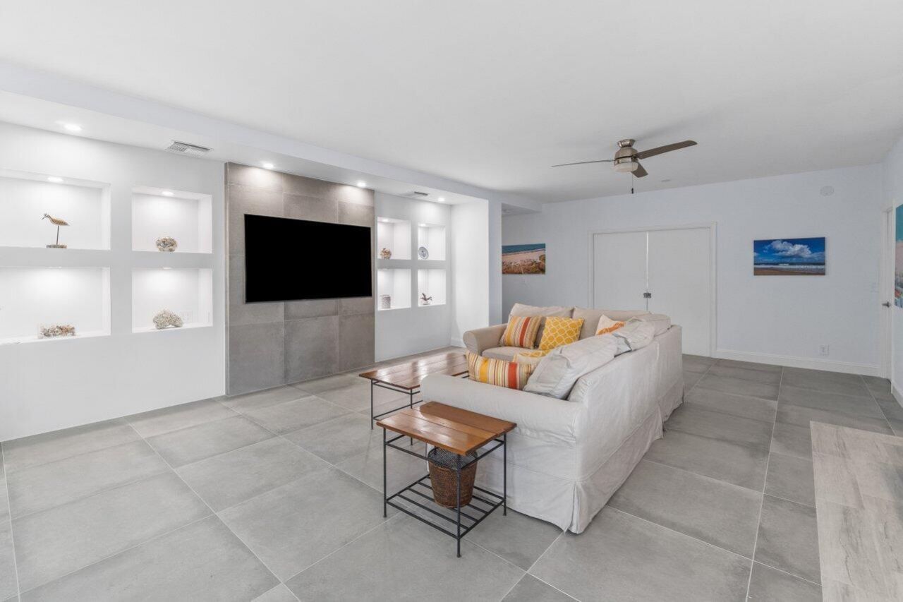 122 Andrews Avenue, Unit 2-A, Delray Beach, FL 33483 Photo