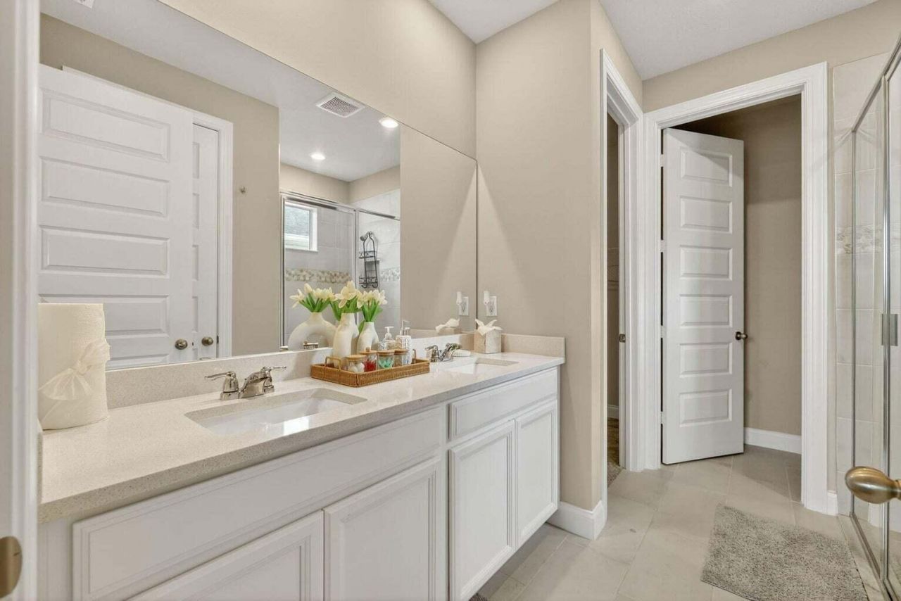 6544 NW Cloverdale Avenue, Port Saint Lucie, FL 34987 Photo