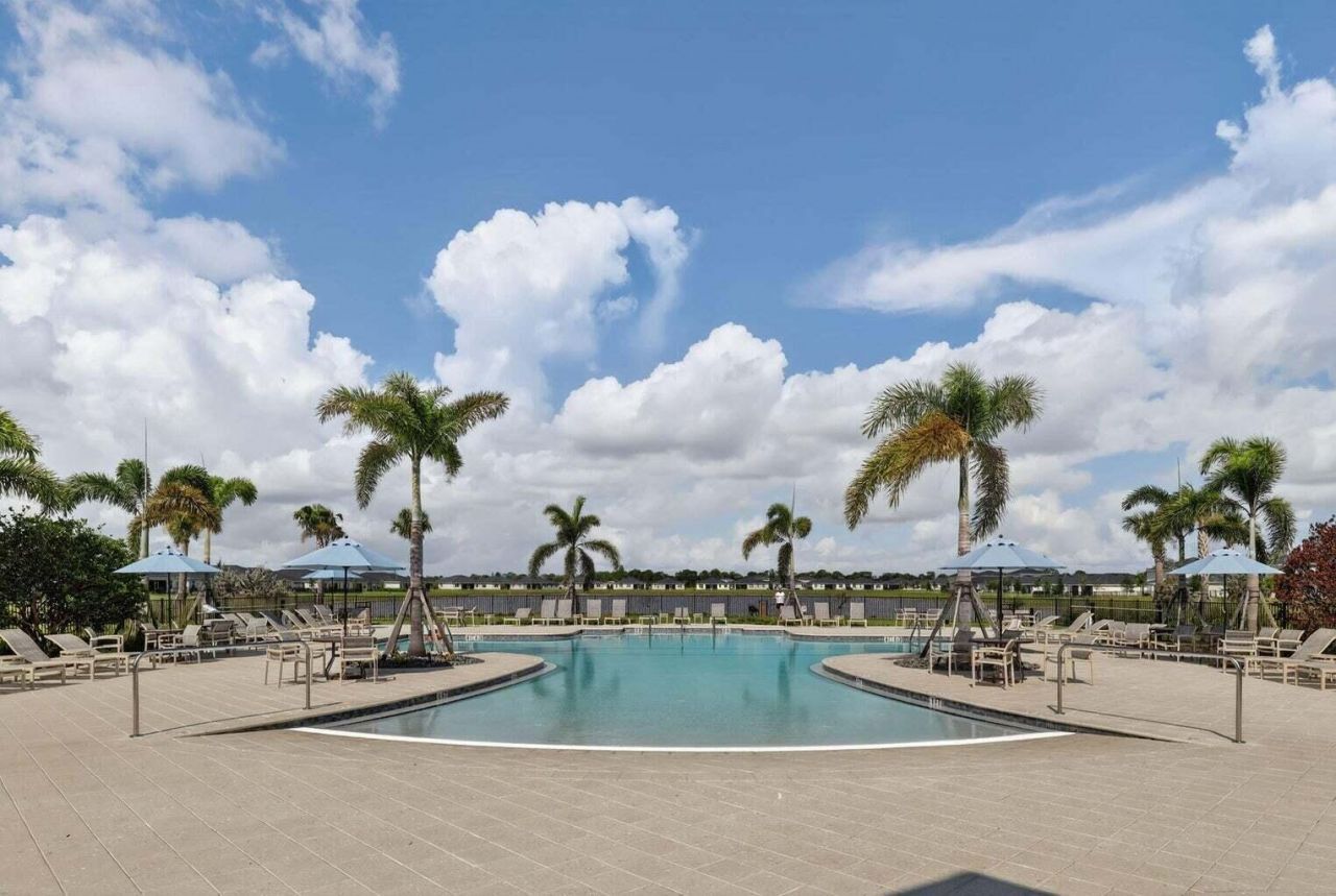 6544 NW Cloverdale Avenue, Port Saint Lucie, FL 34987 Photo