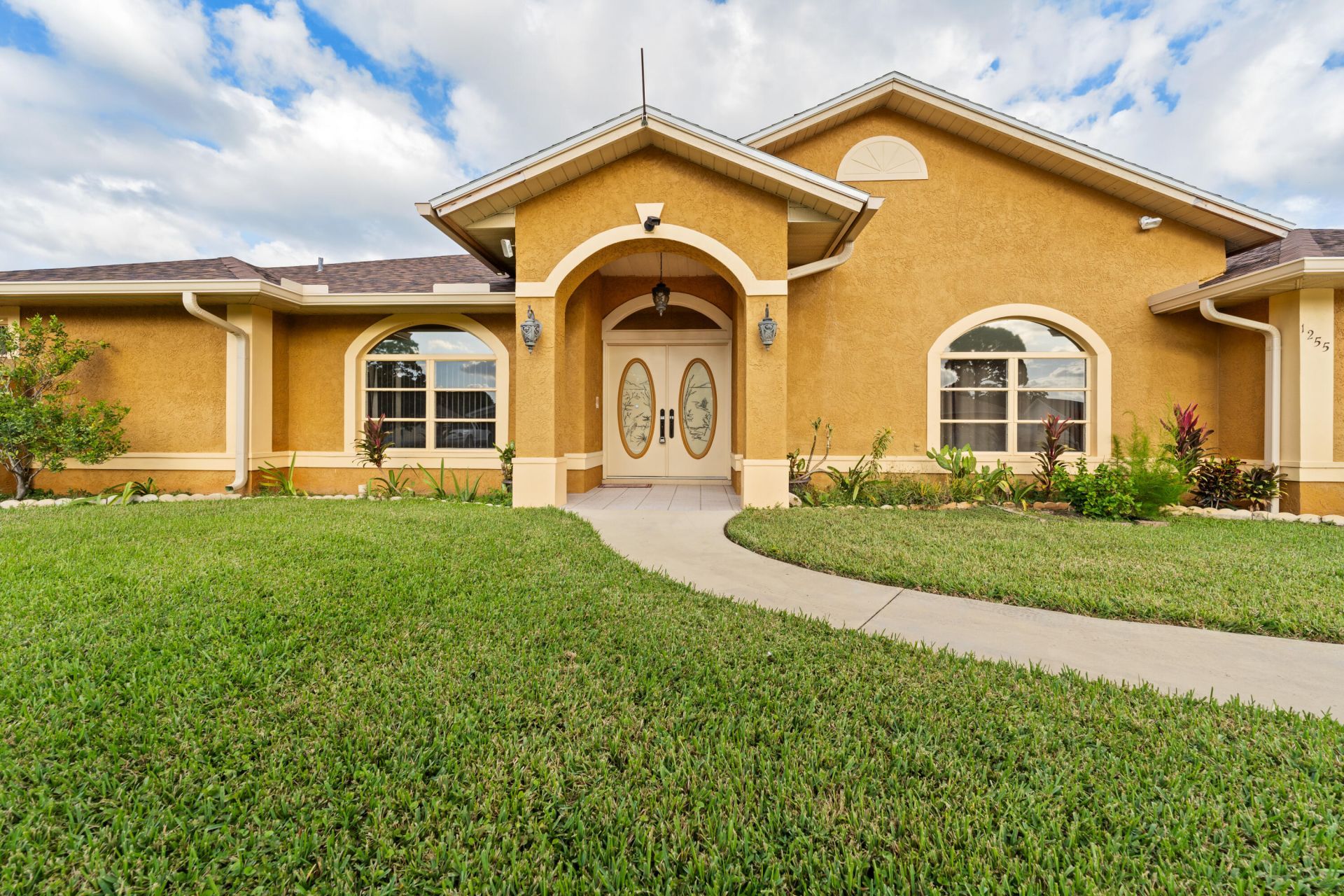 1255 SE Naples Lane, Port Saint Lucie, FL 34983 Photo