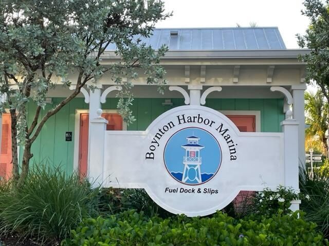 401 Villa Circle, Boynton Beach, FL 33435 Photo