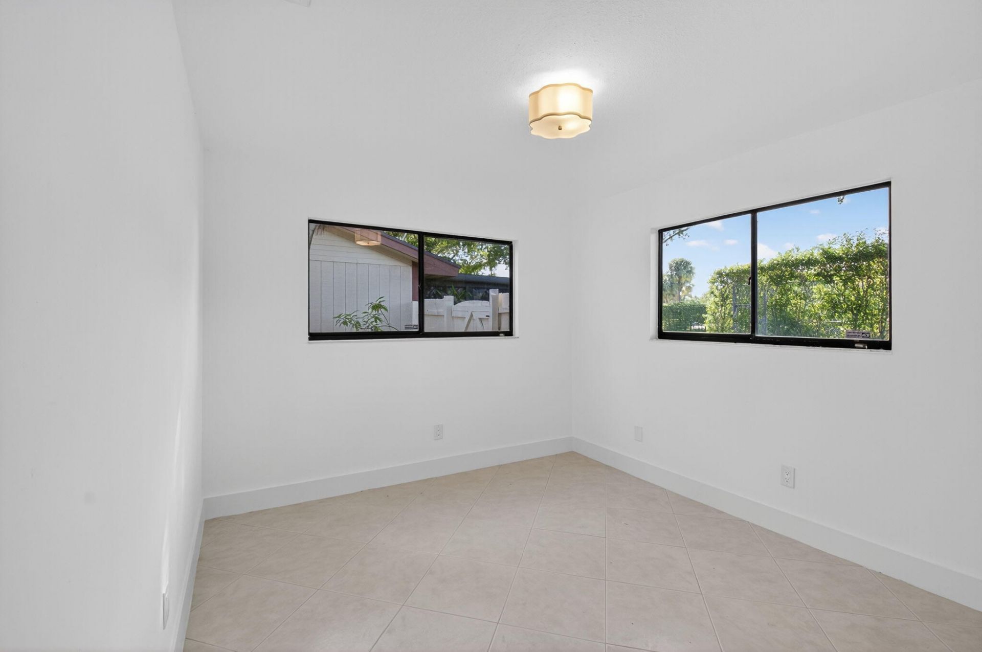 29 Fawlkland Circle, Boynton Beach, FL 33426 Photo