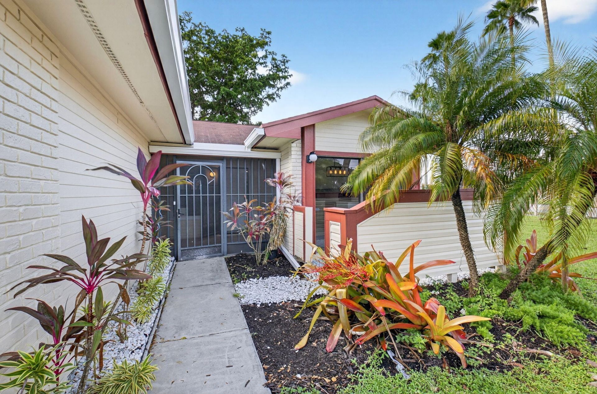 29 Fawlkland Circle, Boynton Beach, FL 33426 Photo