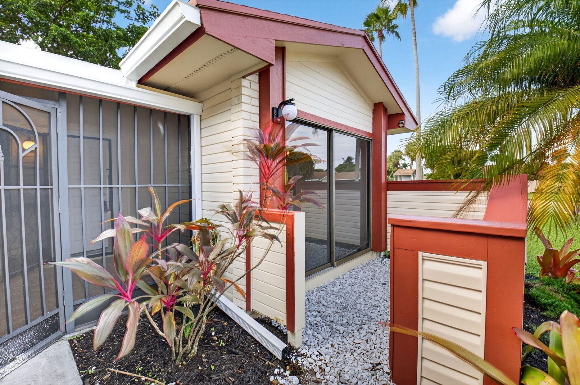 29 Fawlkland Circle, Boynton Beach, FL 33426 Photo